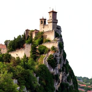 San Marino Umbria Travel Guide IndiePub Compact Pocket Budget Book-0